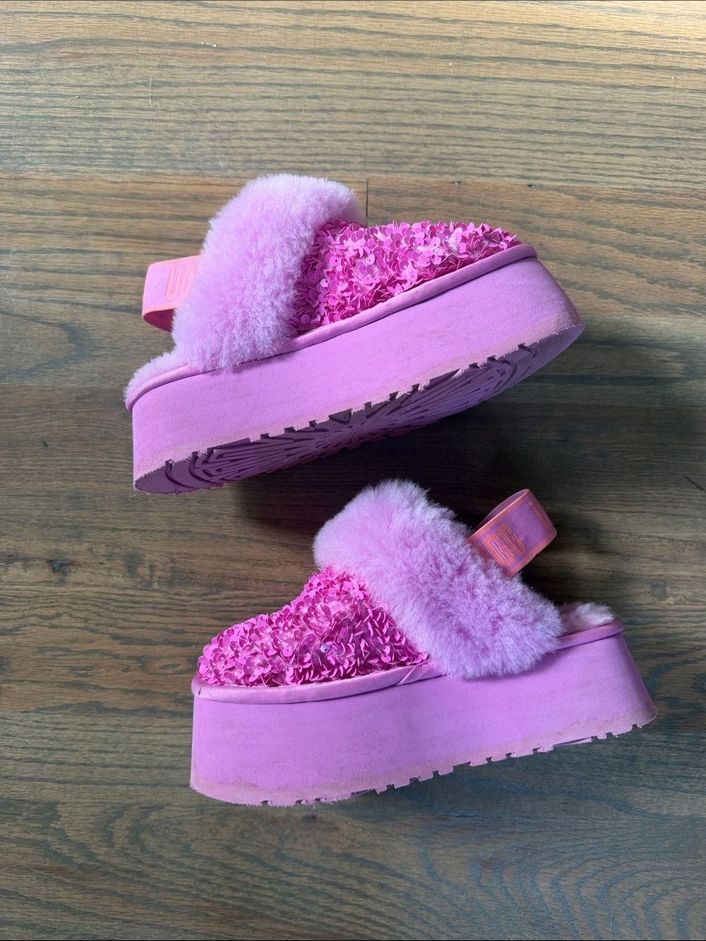 UGG Women's Funkette Chunky Sequin slippers in the "Echinacea" (pink) - Picture 5 of 6